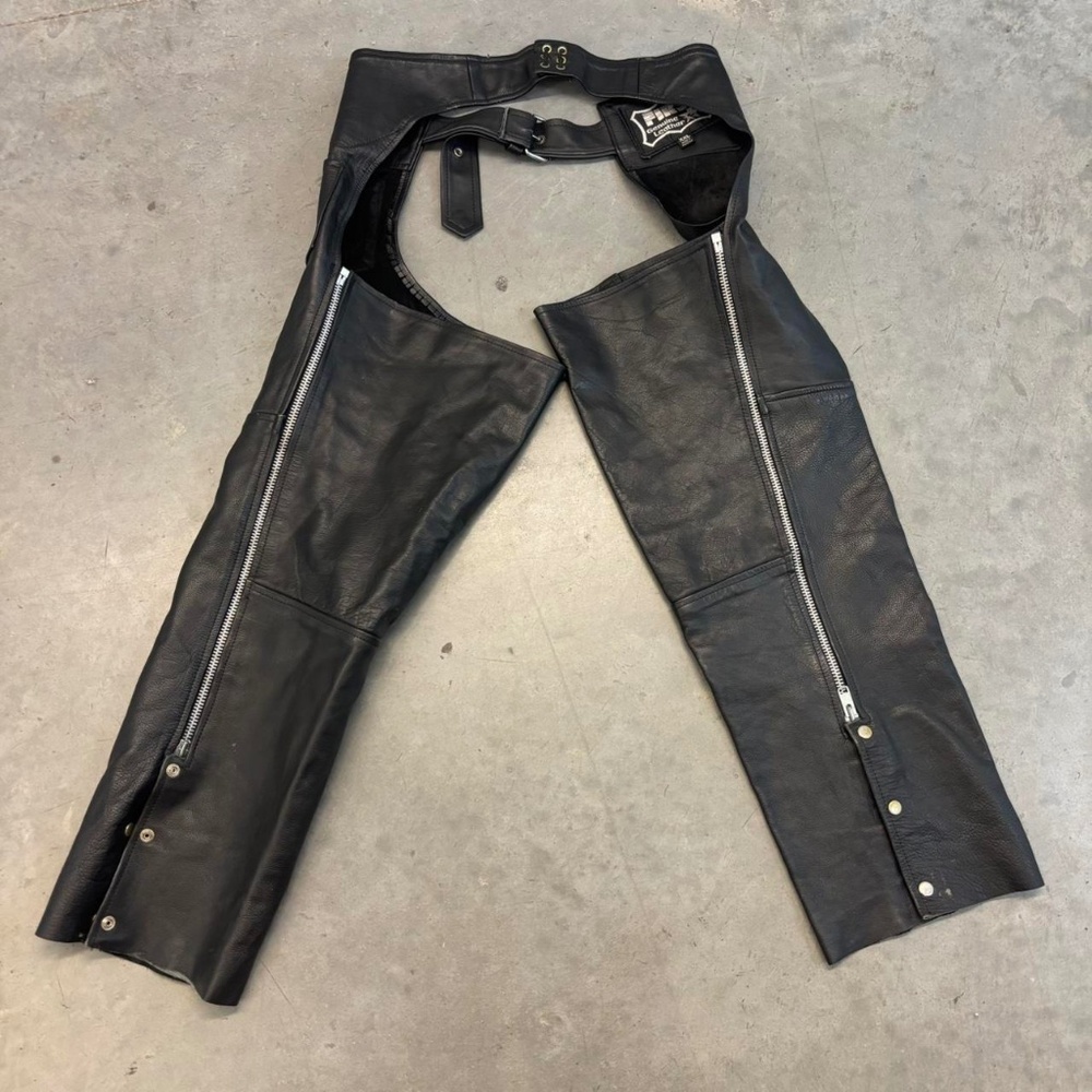 Vintage Black leather biker chaps with zipper sides XXL